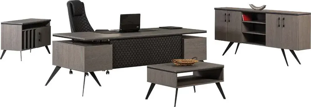 Petra Executive Office Suite