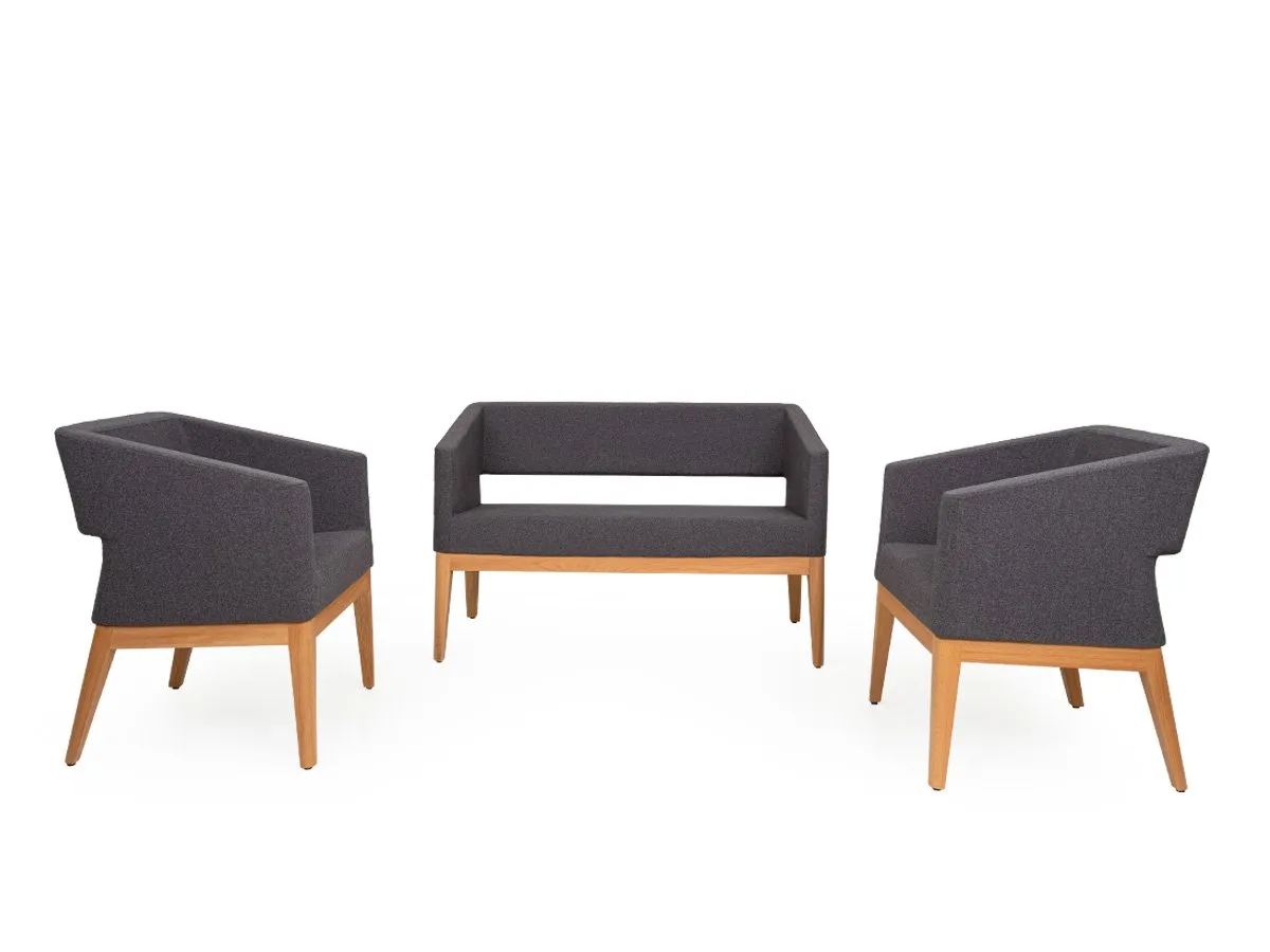 Retro Wooden-Legged Visitor Chairs