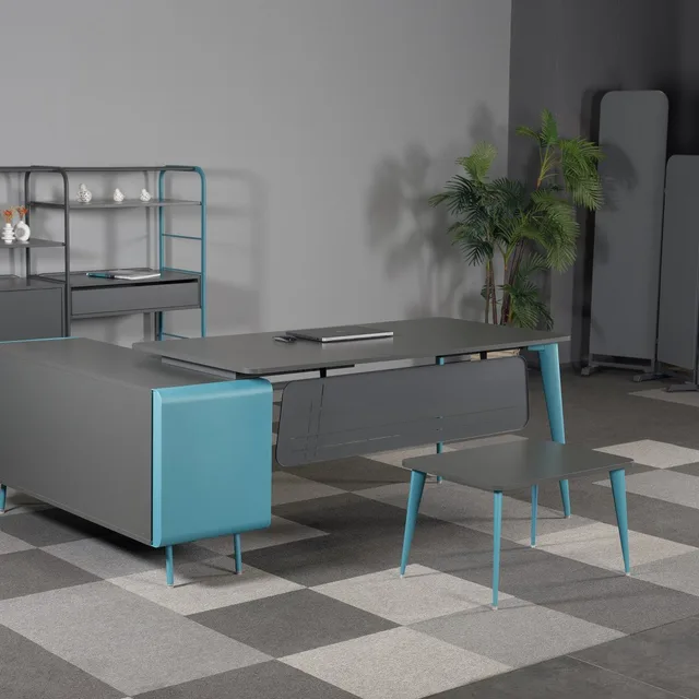What to Consider When Choosing a Desk?